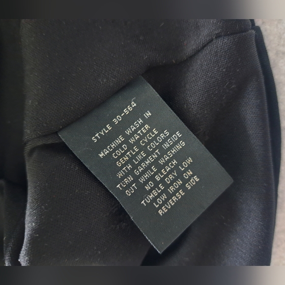 Elegant Bodycon Black Dress - Picture 8 of 9